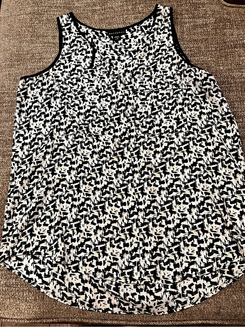 Metaphor Black & White Abstract Print Tank Top